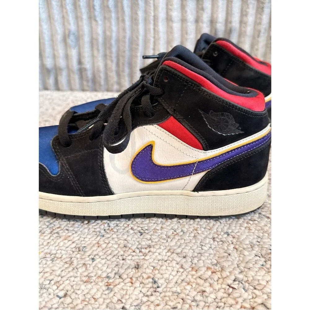 Nike Air Jordan 1 Mid Lakers Top 3 GS Satin Purple Swish Size 7Y EUR 40